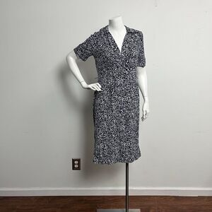 George Collared Dress Size Small Navy White Abstract Stretch Slinky MISSING BELT